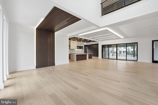 6910 BRIGHT AVE, Mclean, VA 22101