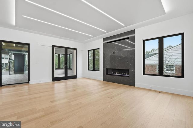 6910 BRIGHT AVE, Mclean, VA 22101