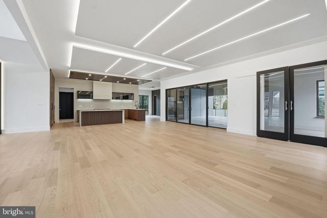 6910 BRIGHT AVE, Mclean, VA 22101