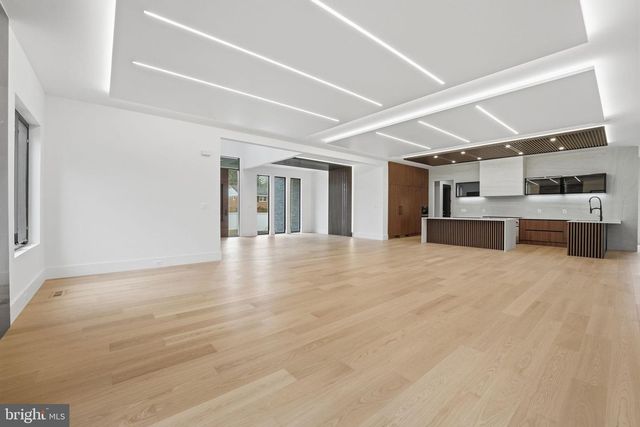 6910 BRIGHT AVE, Mclean, VA 22101