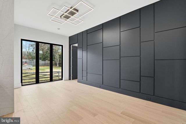 6910 BRIGHT AVE, Mclean, VA 22101