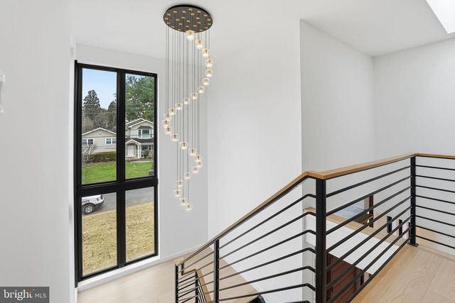 6910 BRIGHT AVE, Mclean, VA 22101