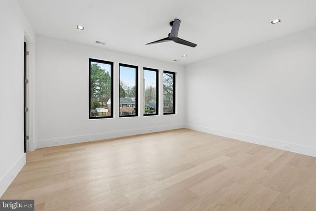 6910 BRIGHT AVE, Mclean, VA 22101