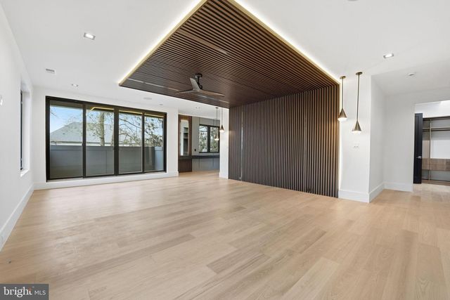 6910 BRIGHT AVE, Mclean, VA 22101