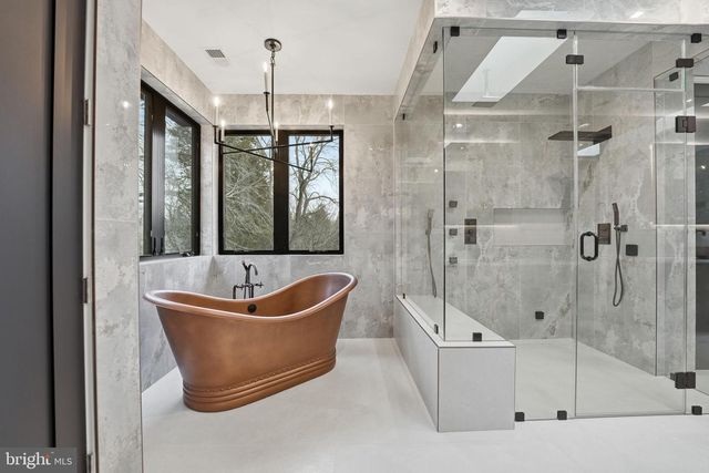 6910 BRIGHT AVE, Mclean, VA 22101