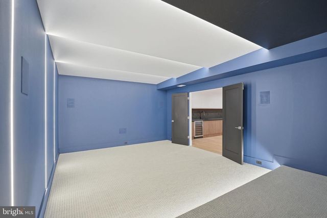 6910 BRIGHT AVE, Mclean, VA 22101