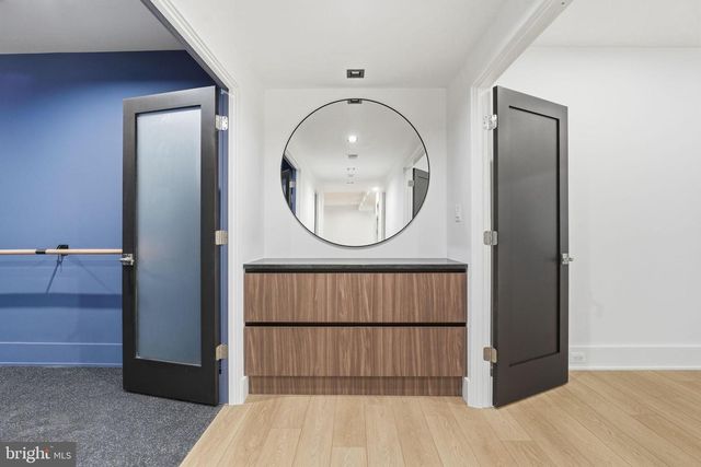 6910 BRIGHT AVE, Mclean, VA 22101