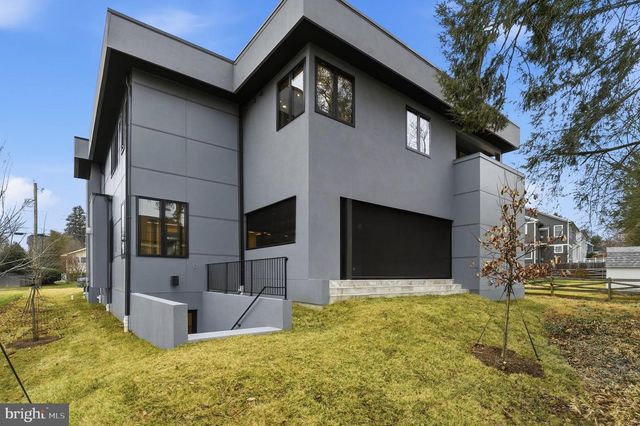 6910 BRIGHT AVE, Mclean, VA 22101