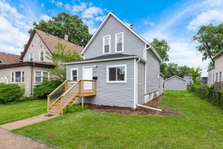 211 S 9th Avenue, Maywood, IL 60153