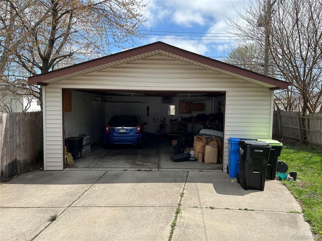 28810 Townley Street, Madison Heights, MI 48071