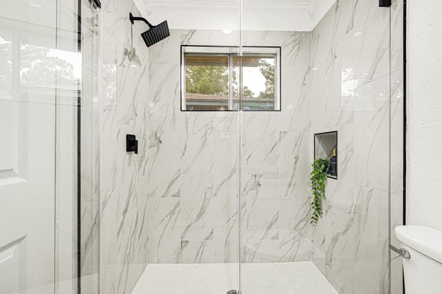 1202 Glen Echo Drive, Houston, TX 77088