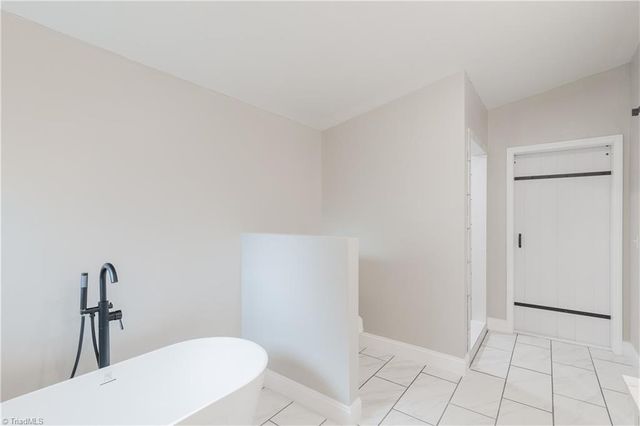 111 Rose Trail, Mount Airy, NC 27030