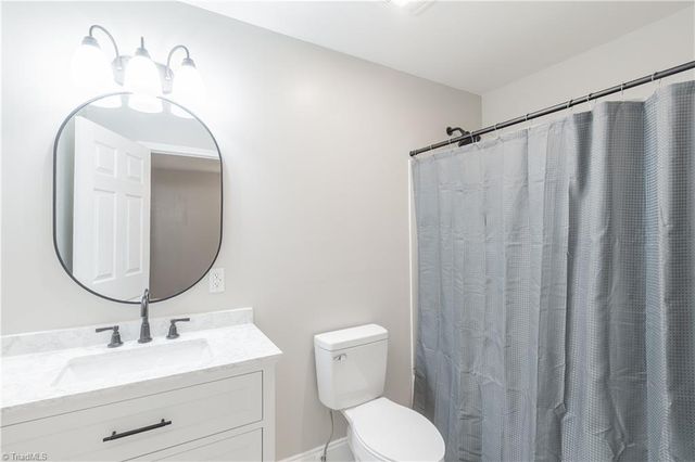 111 Rose Trail, Mount Airy, NC 27030