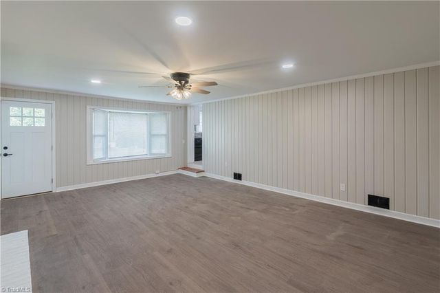 111 Rose Trail, Mount Airy, NC 27030