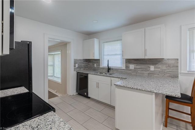 111 Rose Trail, Mount Airy, NC 27030