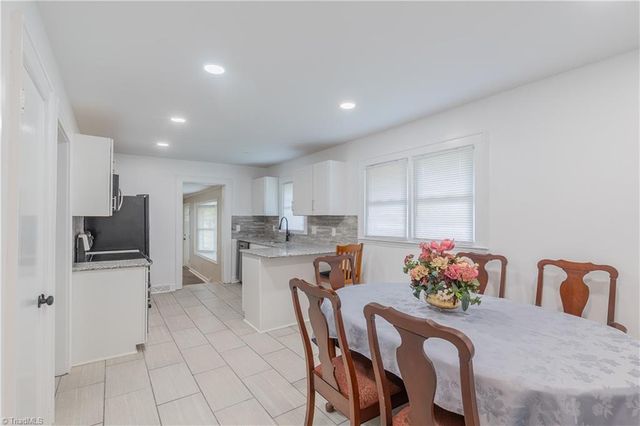 111 Rose Trail, Mount Airy, NC 27030