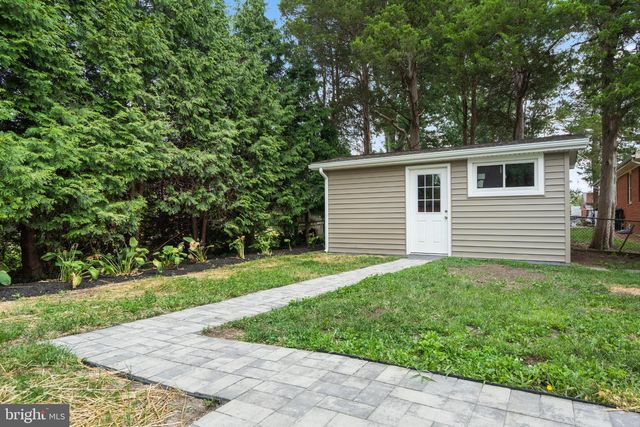 8118 AINSWORTH, Springfield, VA 22152