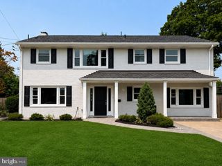 8118 AINSWORTH, Springfield, VA 22152