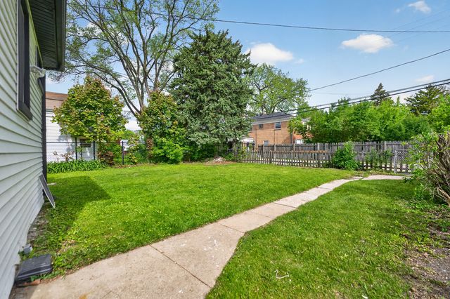 1901-1903 Emerson Street, Evanston, IL 60201