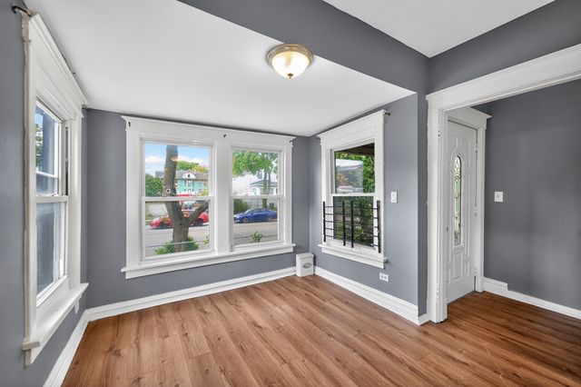 1901-1903 Emerson Street, Evanston, IL 60201