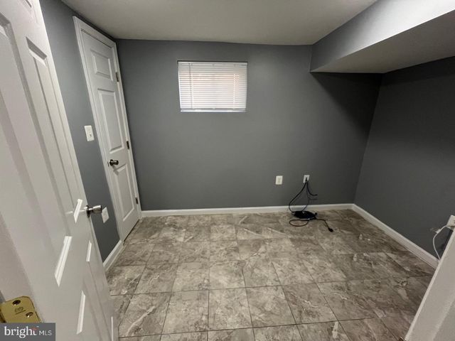 5804 SHOSHONE DR, Oxon Hill, MD 20745