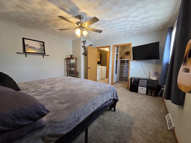 304 Breezy Point Drive, Pardeeville, WI 53954