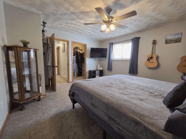 304 Breezy Point Drive, Pardeeville, WI 53954