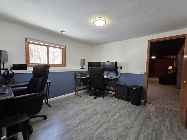 304 Breezy Point Drive, Pardeeville, WI 53954