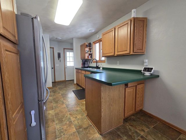 304 Breezy Point Drive, Pardeeville, WI 53954