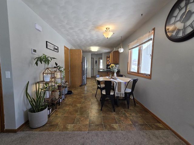 304 Breezy Point Drive, Pardeeville, WI 53954