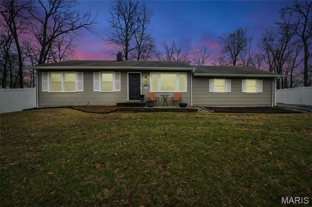 634 Parker Drive, Ballwin, MO 63021