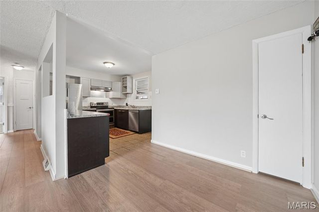 634 Parker Drive, Ballwin, MO 63021