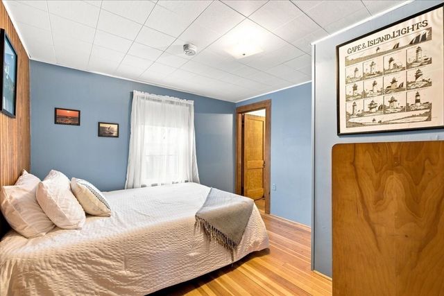30 Bay Street, Wareham, MA 02532