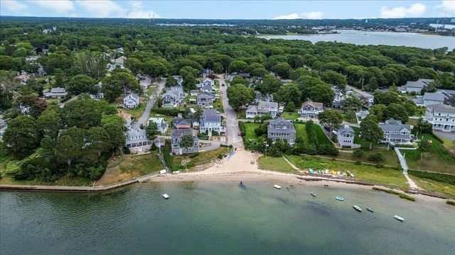 30 Bay Street, Wareham, MA 02532