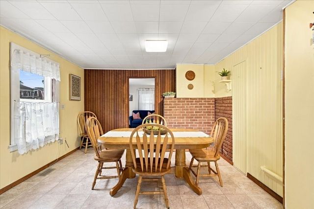 30 Bay Street, Wareham, MA 02532