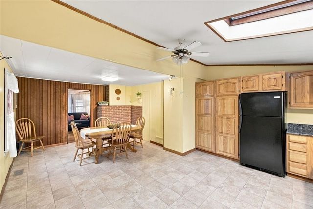 30 Bay Street, Wareham, MA 02532