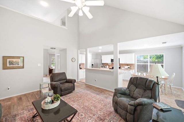 18143 Stone Trail Manor Drive, Humble, TX 77346
