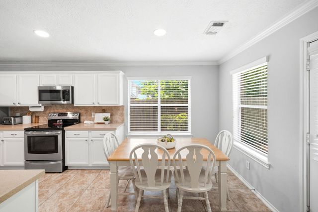 18143 Stone Trail Manor Drive, Humble, TX 77346