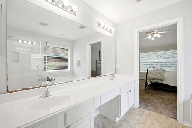 18143 Stone Trail Manor Drive, Humble, TX 77346
