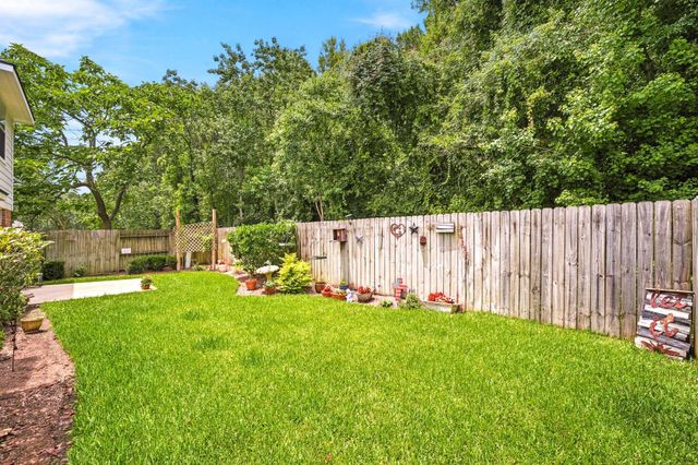 18143 Stone Trail Manor Drive, Humble, TX 77346