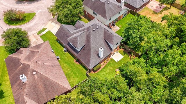 18143 Stone Trail Manor Drive, Humble, TX 77346