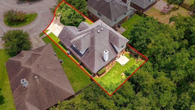 18143 Stone Trail Manor Drive, Humble, TX 77346