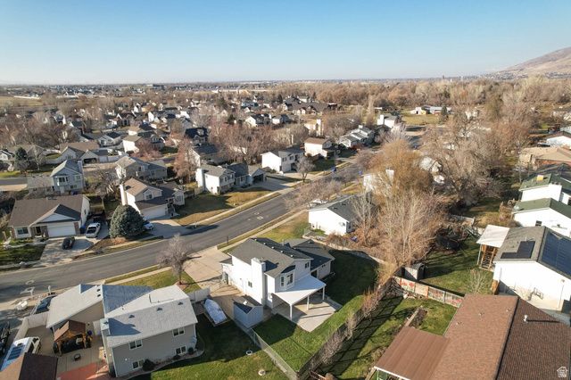 1243 S CANNON DR, Farmington, UT 84025