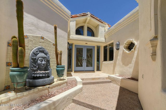 5031 E Calle Brillante, Tucson, AZ 85718