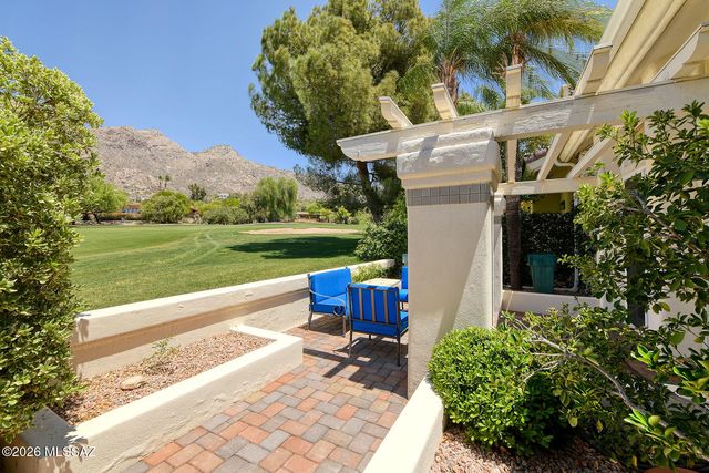 5031 E Calle Brillante, Tucson, AZ 85718