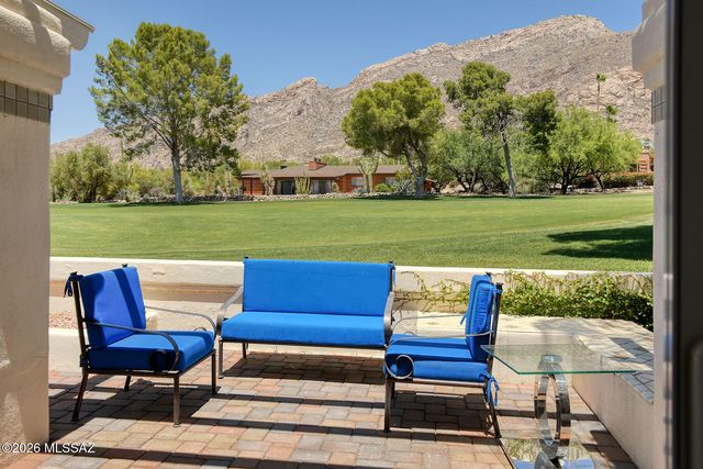 5031 E Calle Brillante, Tucson, AZ 85718