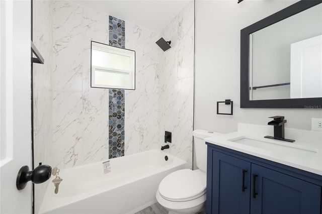 2410 11TH STREET, St Cloud, FL 34769