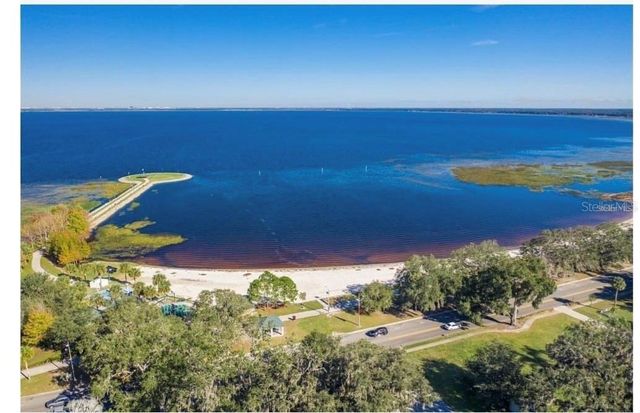 2410 11TH STREET, St Cloud, FL 34769