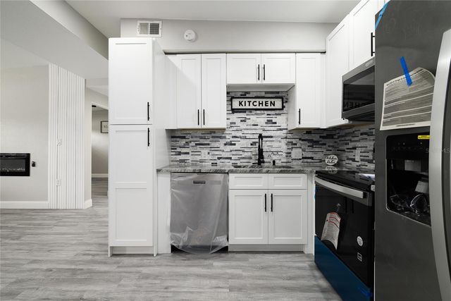 2410 11TH STREET, St Cloud, FL 34769