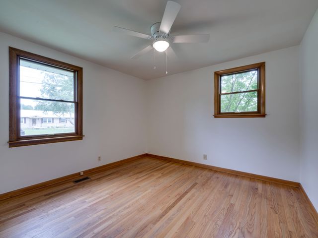 309 Peggy Dr, Cedar Hill, TN 37032